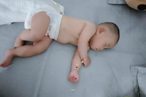 广元孕妇显怀早的原因